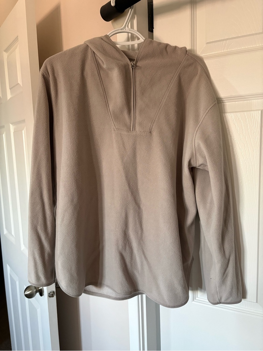H&M Men's Zip-Up Hooded Fleece Pullover in Light Taupe